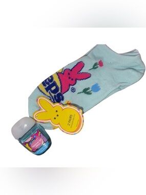 Two pairs of Peeps Socks and hand gel 🐣